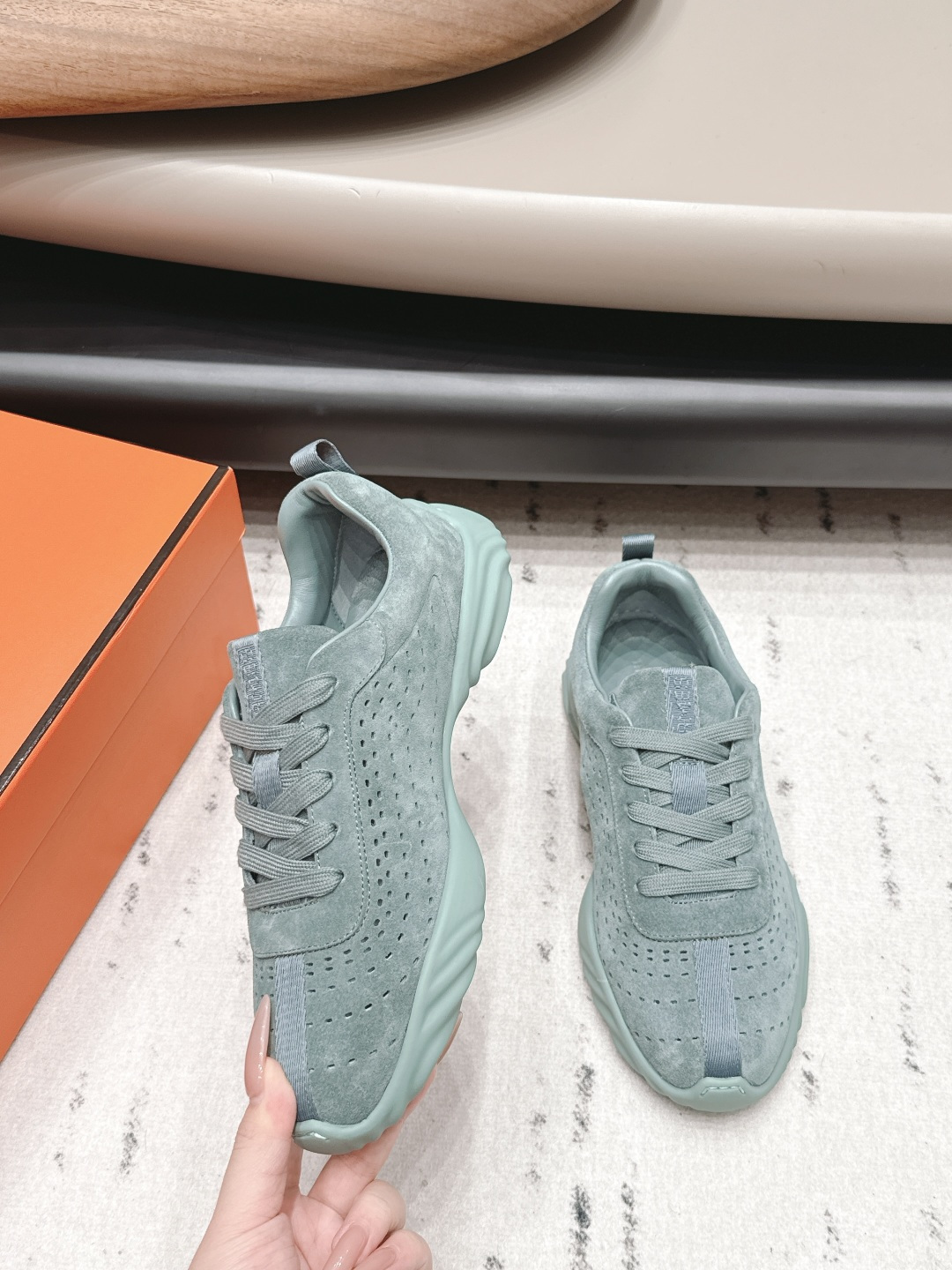 Hermes 26 Spring/Summer new couple's casual sneaker series 4