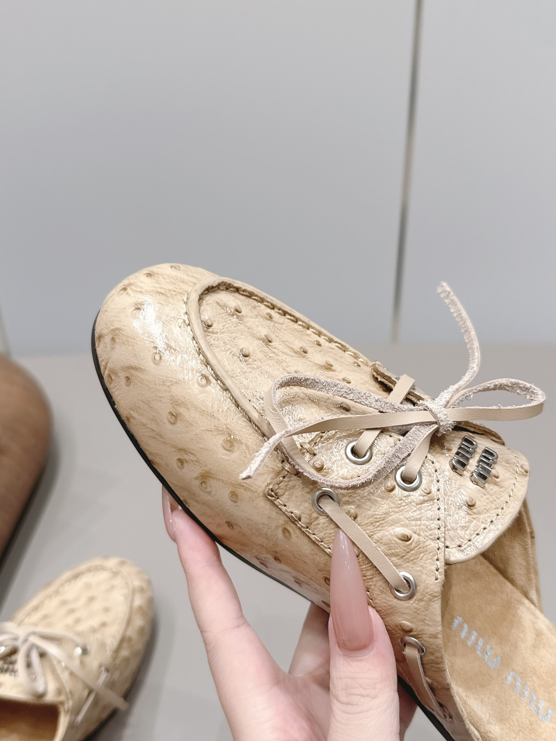 MIUMIU缪缪2026vs早春最新走秀爆款单鞋系列 6