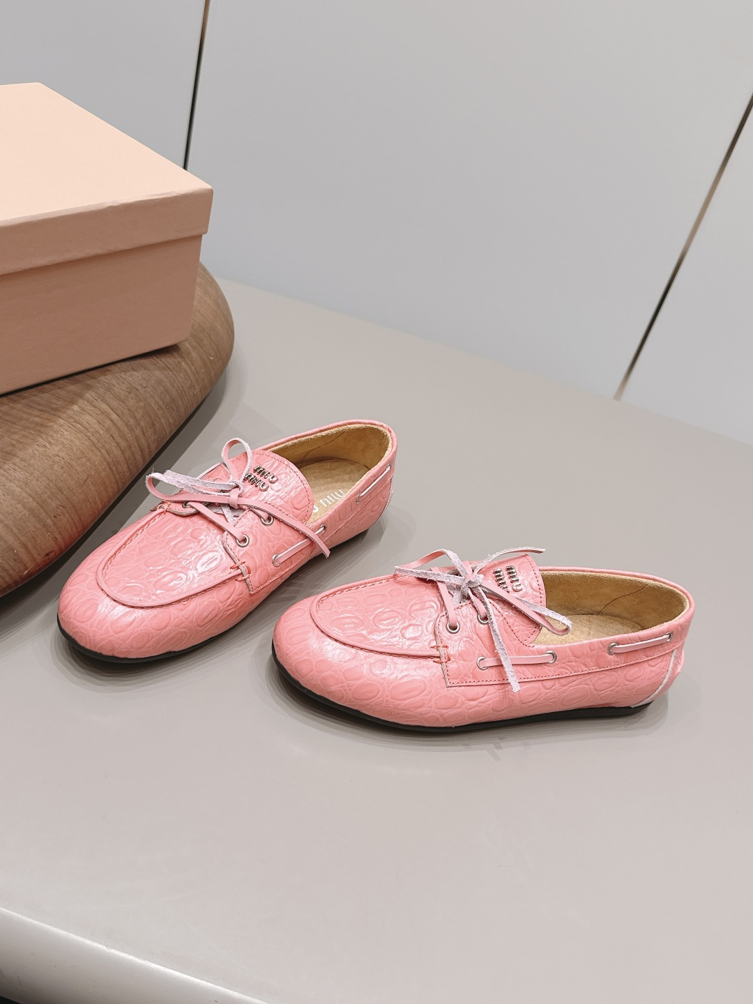 Miu Miu Haute Couture Classic Luxury Leather Shoe Ref.25EDE402 2