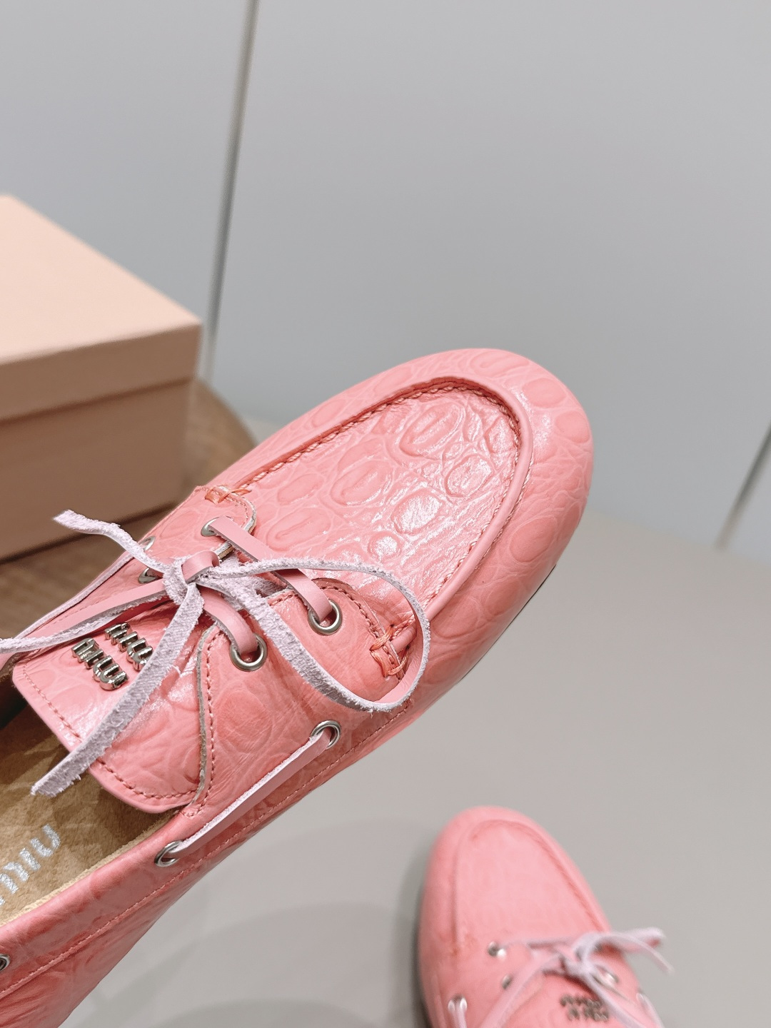 Miu Miu Haute Couture Classic Luxury Leather Shoe Ref.25EDE402 6