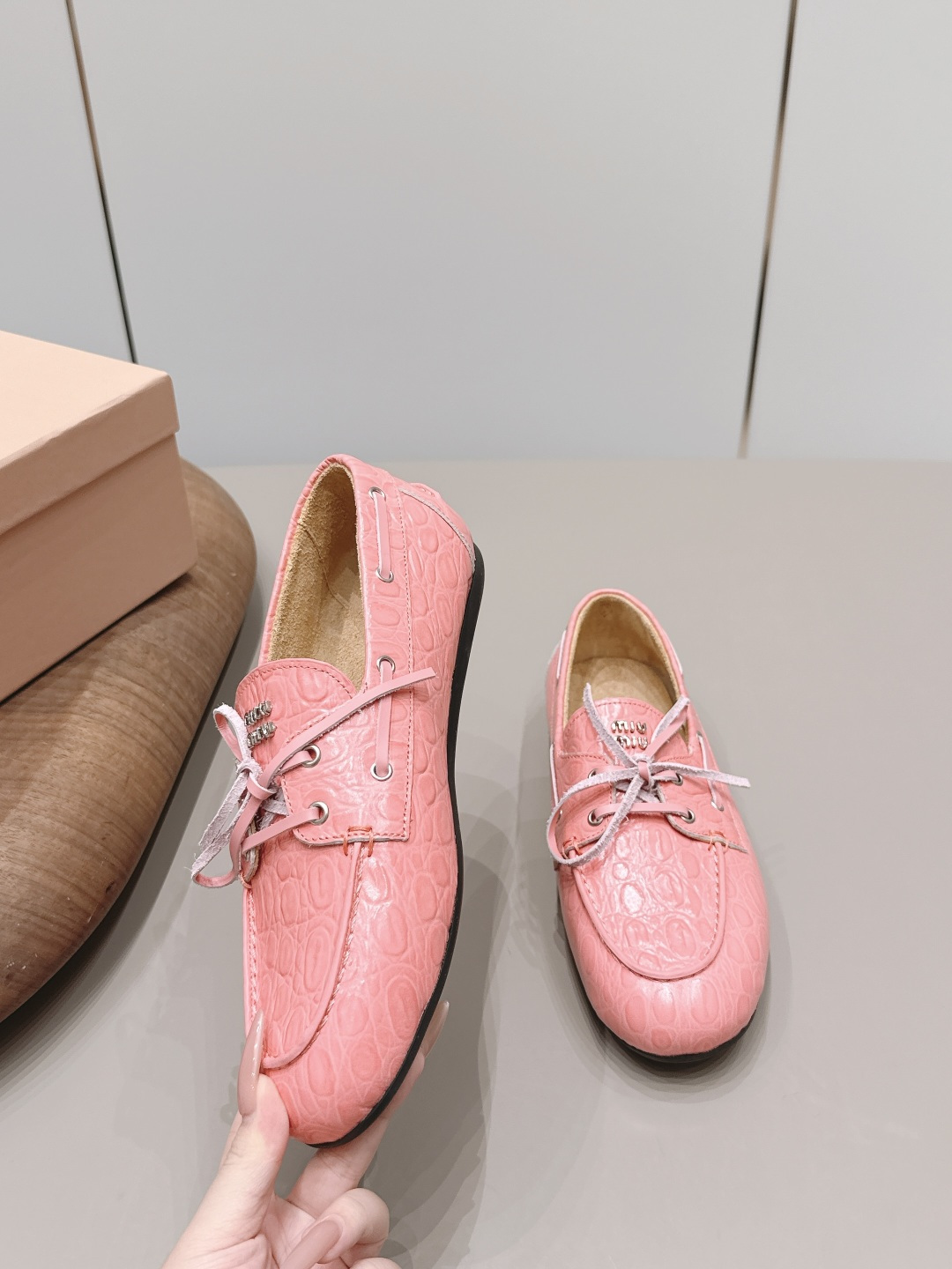 Miu Miu Haute Couture Classic Luxury Leather Shoe Ref.25EDE402 4
