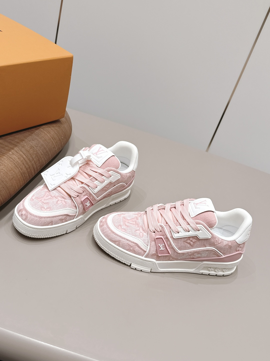 casual shoes 2