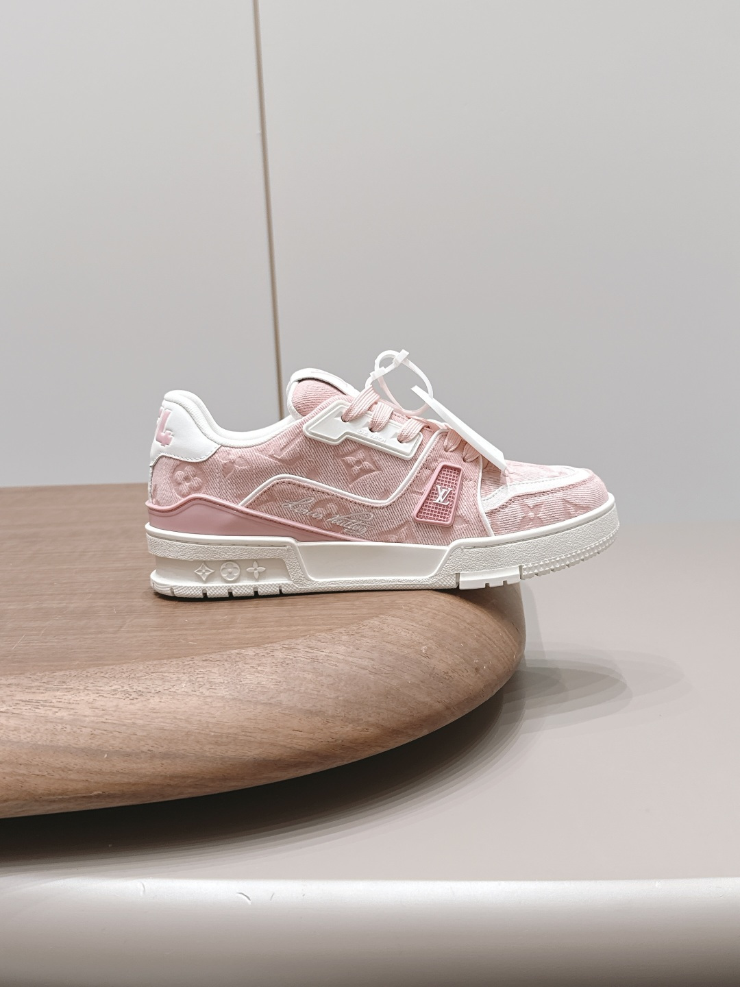 casual shoes 5