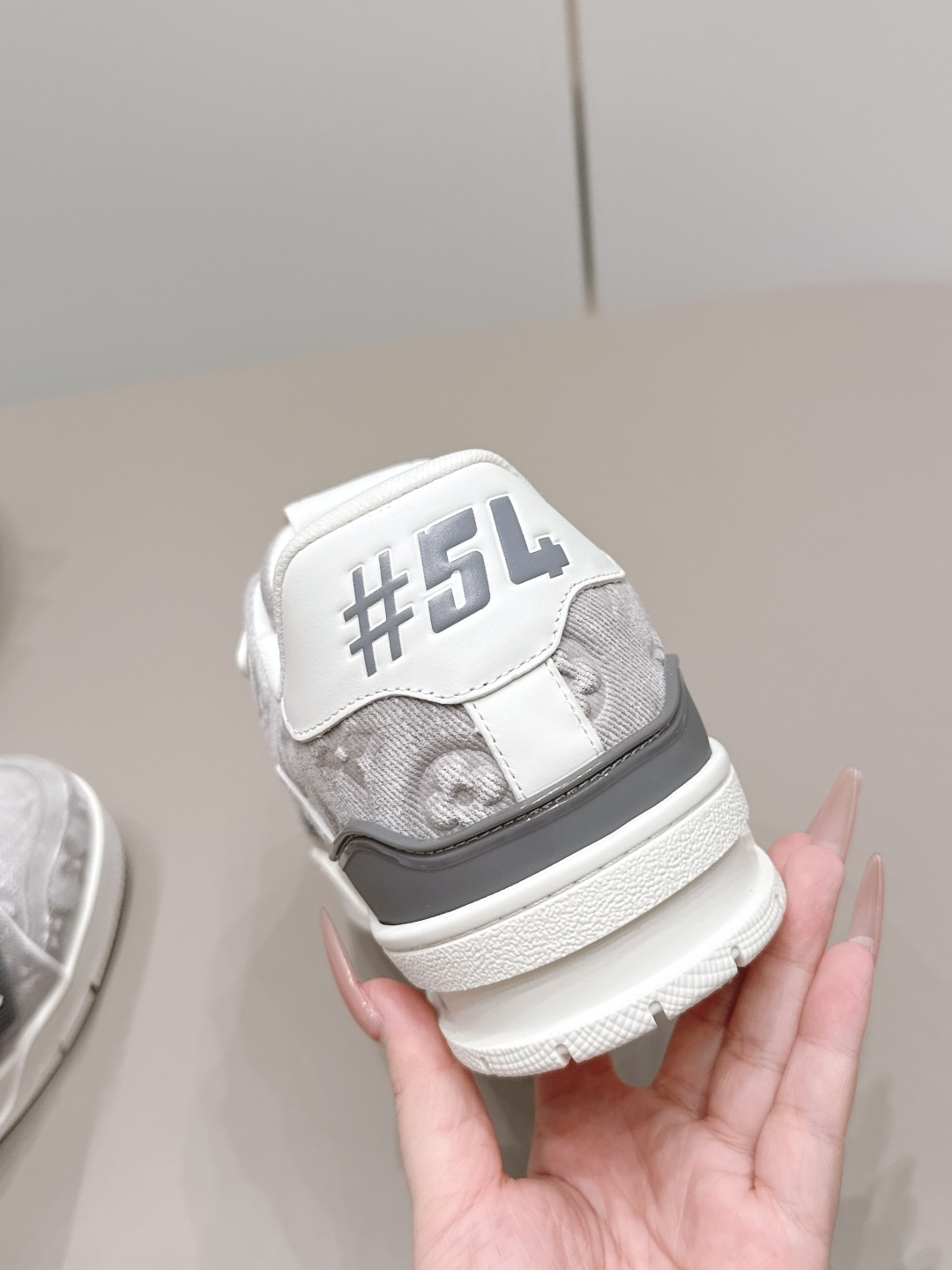 casual shoes 9