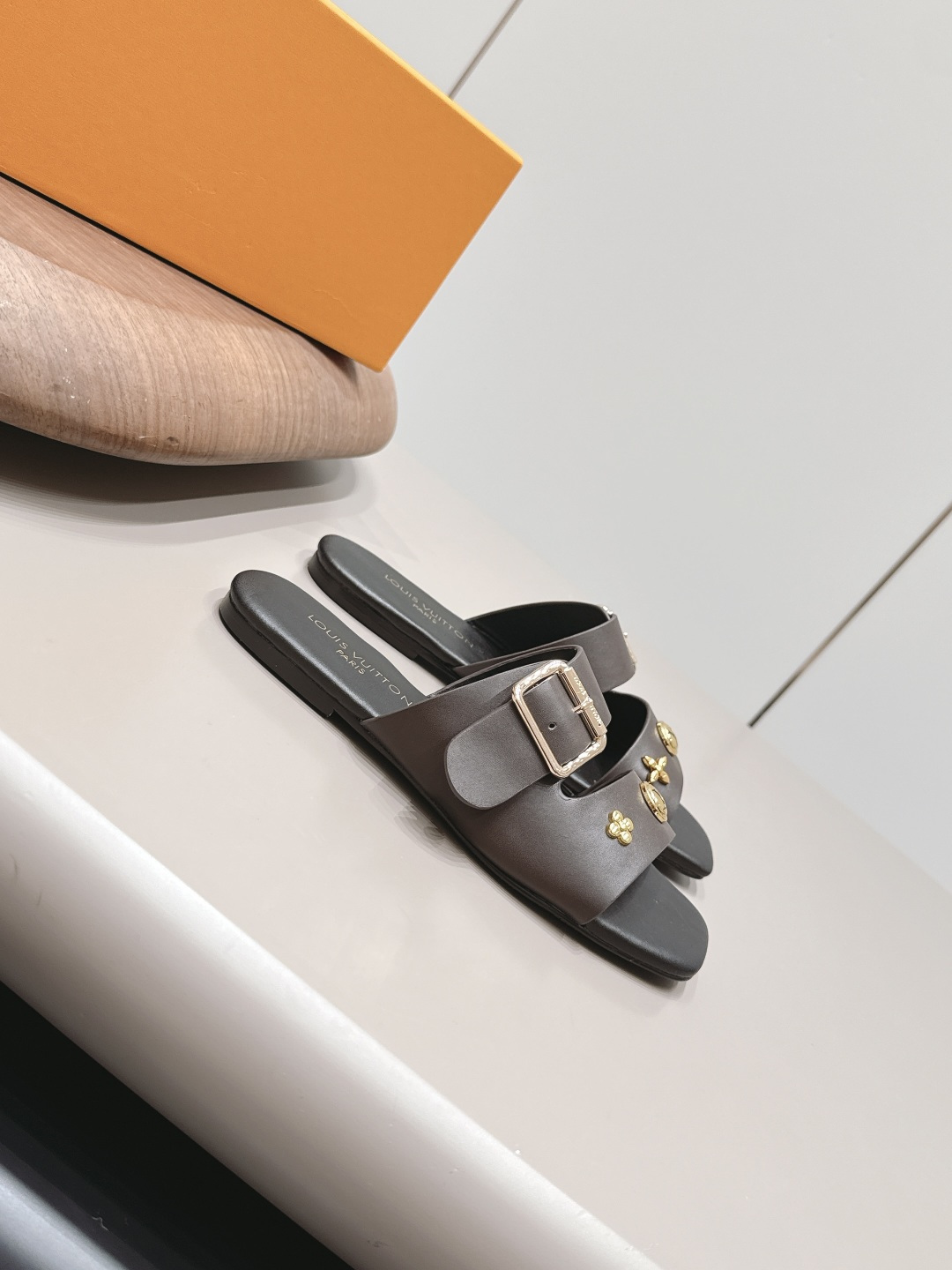 Louis Vuitton Luxury Footwear Collection 3