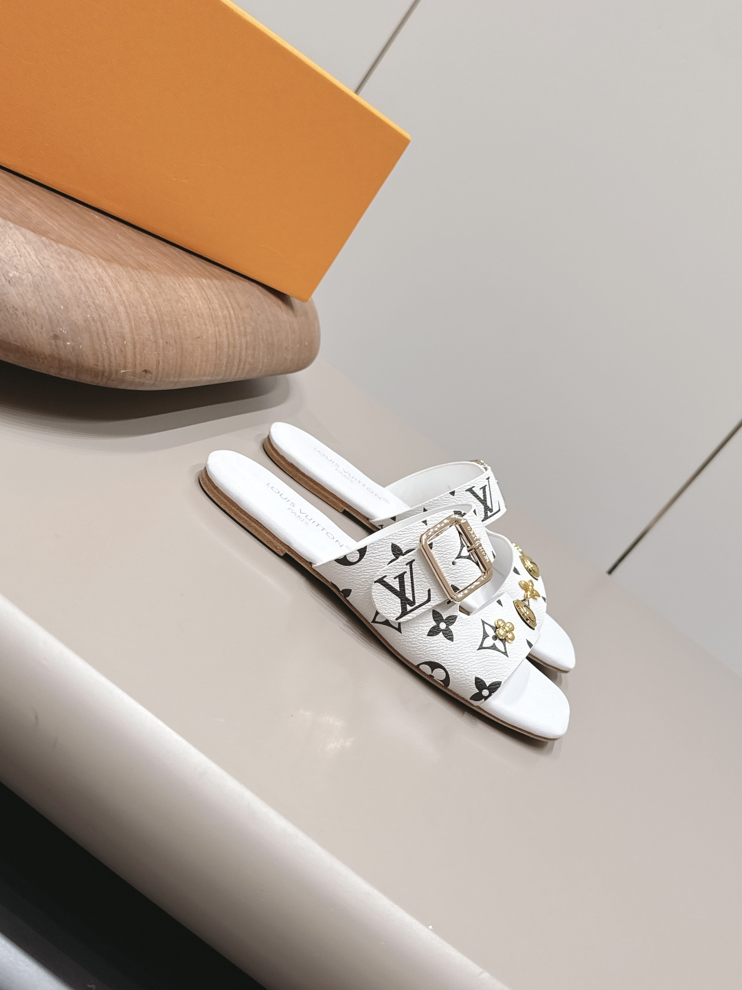 Louis Vuitton Luxury Footwear Collection 3