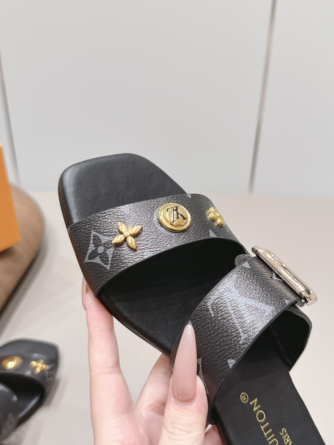 Louis Vuitton Luxury Footwear Collection 6