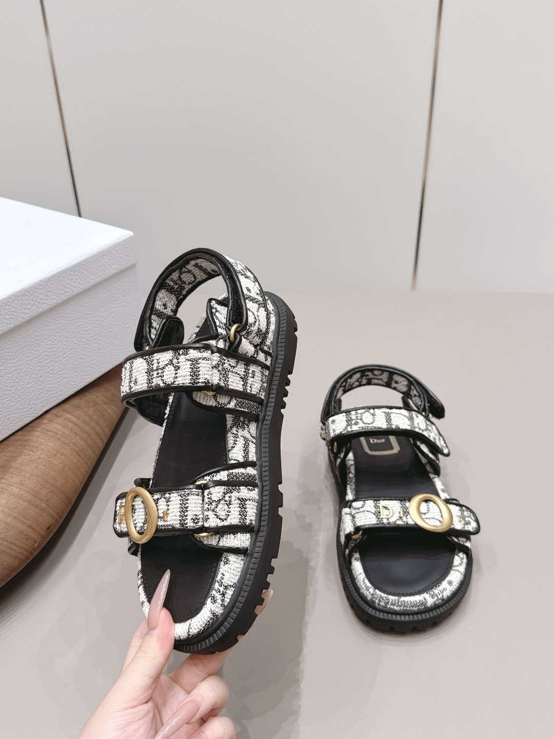 Dior Haute Couture Classic Luxury Leather Shoe Ref 4