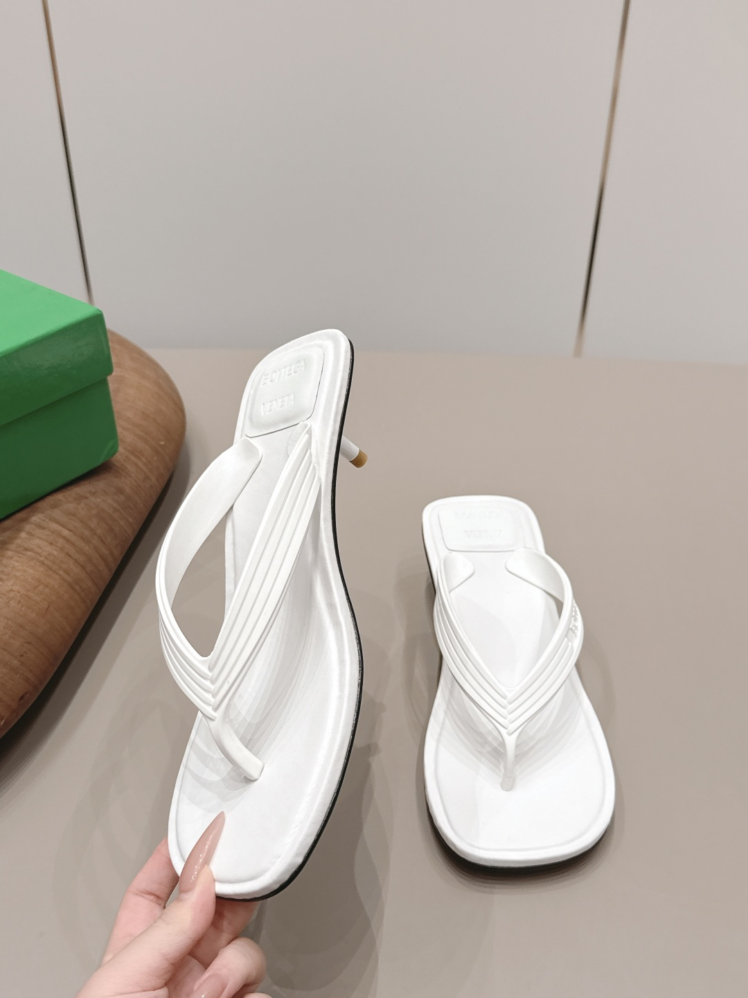 芬迪 Fendi 经典高奢皮鞋鞋履高跟鞋 #AD9B0244 4
