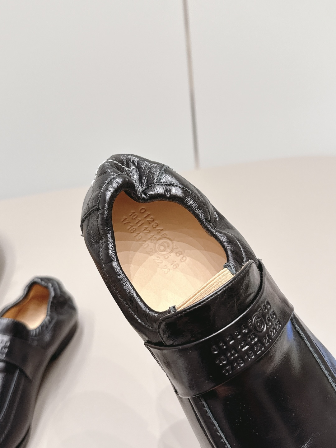 Maison Margiela Haute Couture Classic Luxury Leather Shoe Ref.6EDE47E9 7