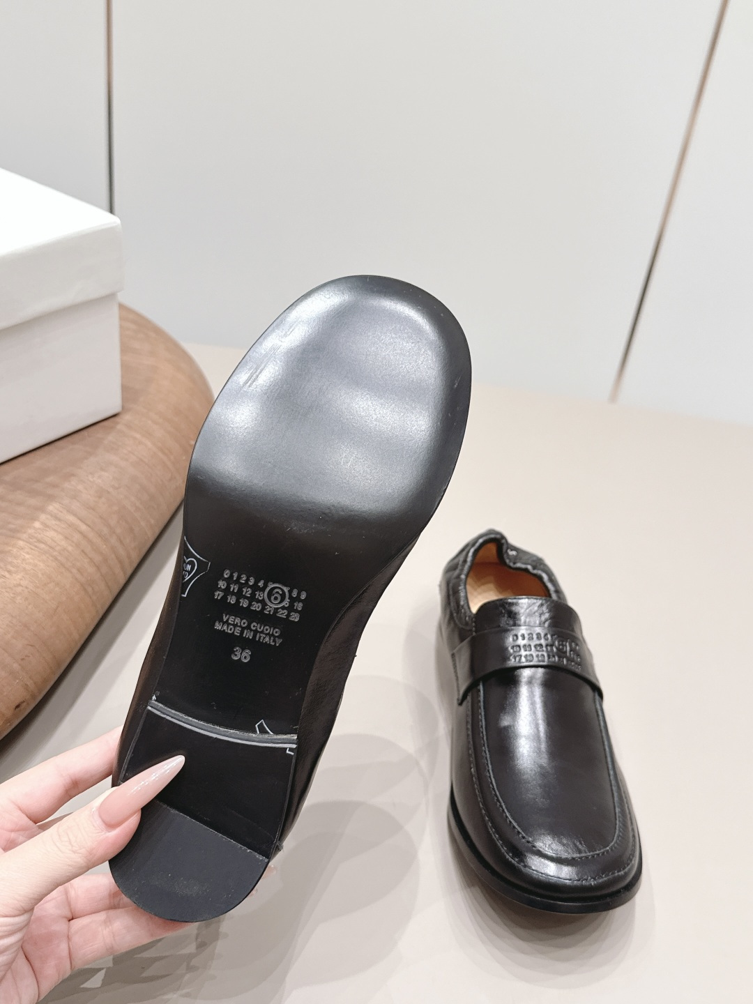 Maison Margiela Haute Couture Classic Luxury Leather Shoe Ref.6EDE47E9 9