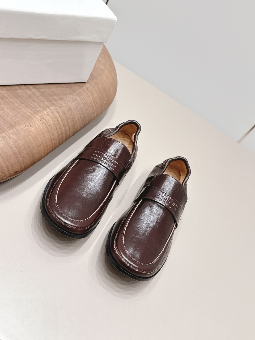 Maison Margiela Haute Couture Classic Luxury Leather Shoe Ref