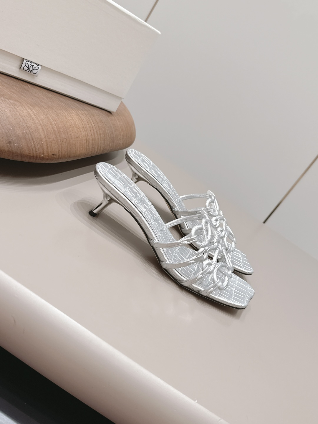 Chanel Classic Luxury Leather Shoe Loafer Ref 3