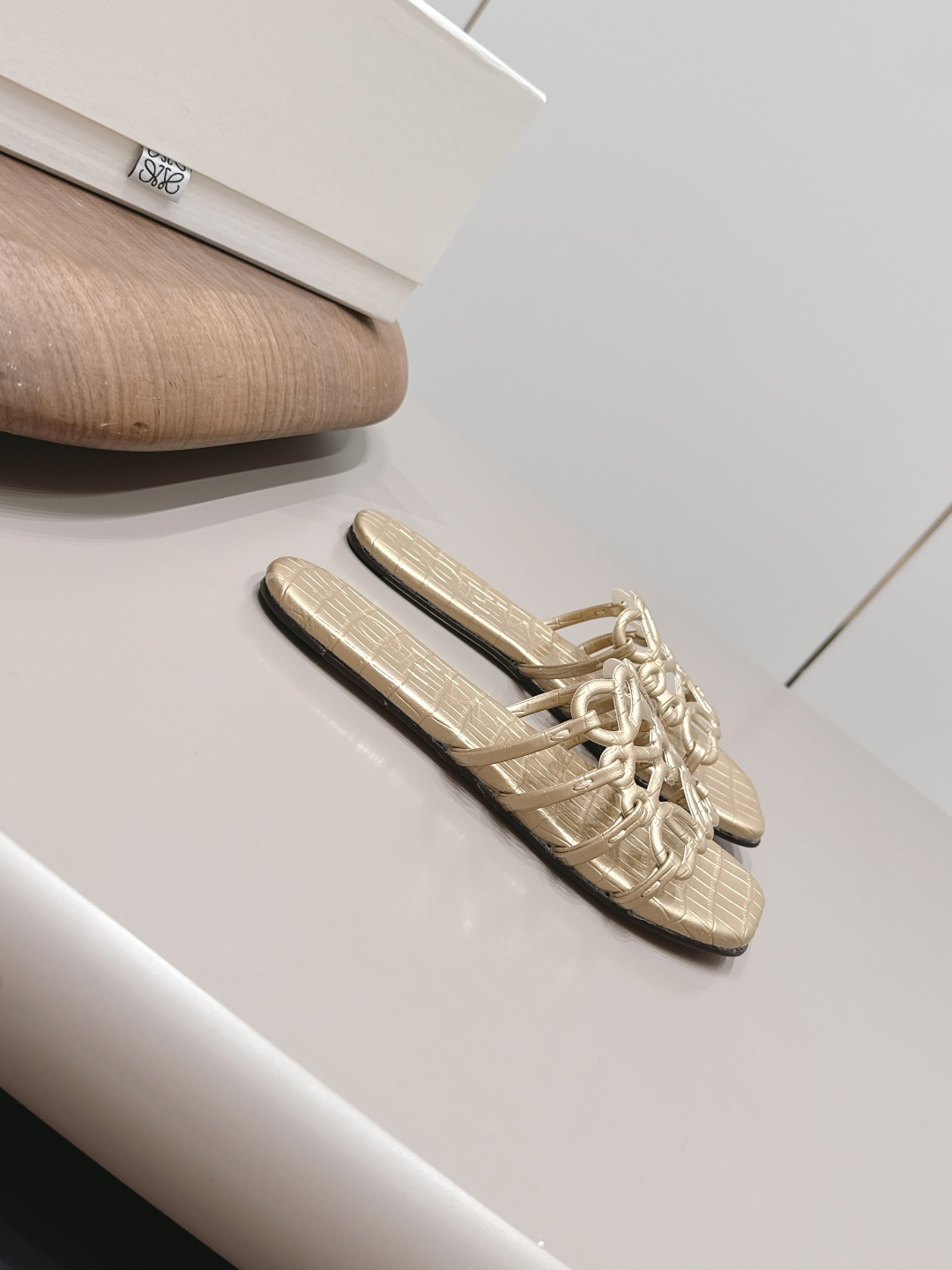 Valentino Classic Luxury Leather Shoe Loafer Ref 3