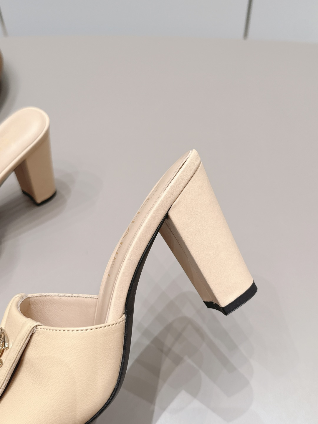 Chanel Classic Luxury Leather Shoe Loafer Ref.42B1B56F 8