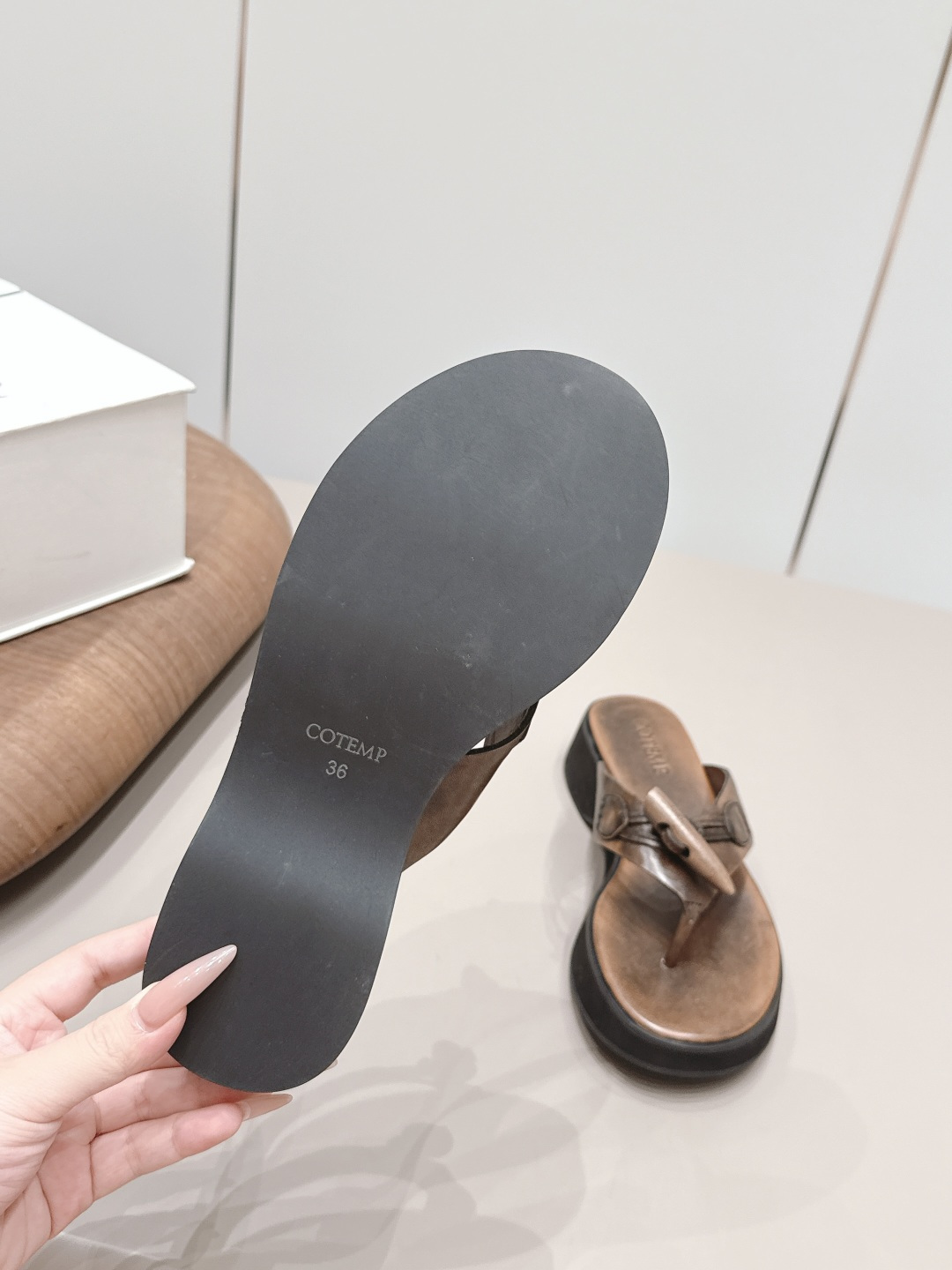 圣罗兰 Saint Laurent 经典高奢皮鞋鞋履高跟鞋 #2874347C 9
