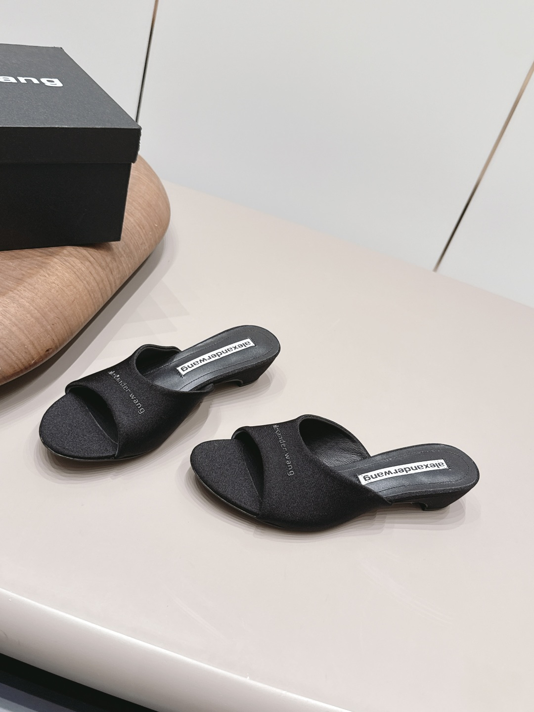 巴黎世家 Balenciaga 经典高奢皮鞋鞋履高跟鞋 #8E9211BC 2
