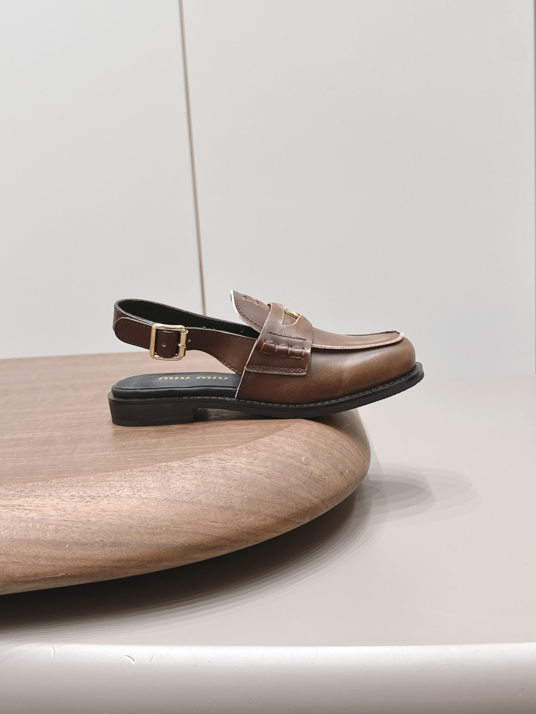 Miu Miu Haute Couture Classic Luxury Leather Shoe Ref.5BCB10B7 5