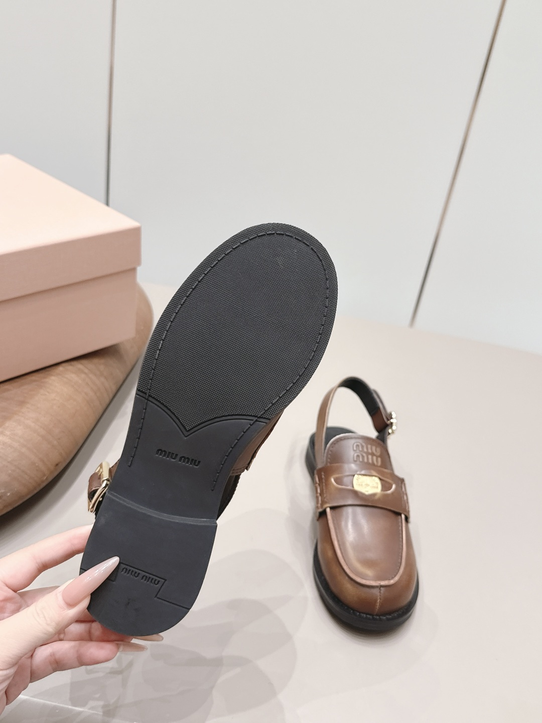 Miu Miu Haute Couture Classic Luxury Leather Shoe Ref.5BCB10B7 9