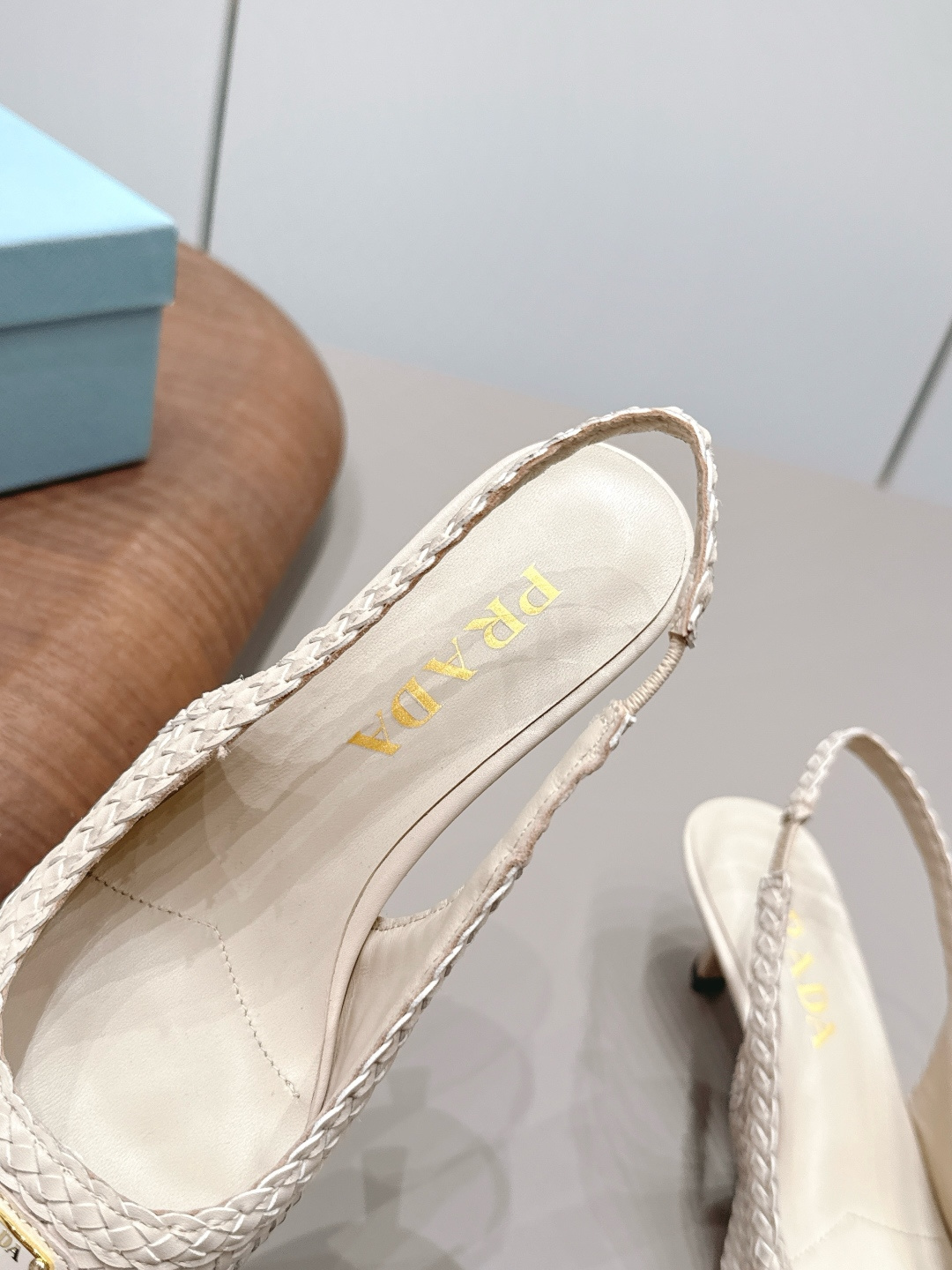 Prada T " ",Prada ,,,shoes,,,,,,,,,,Prada 7