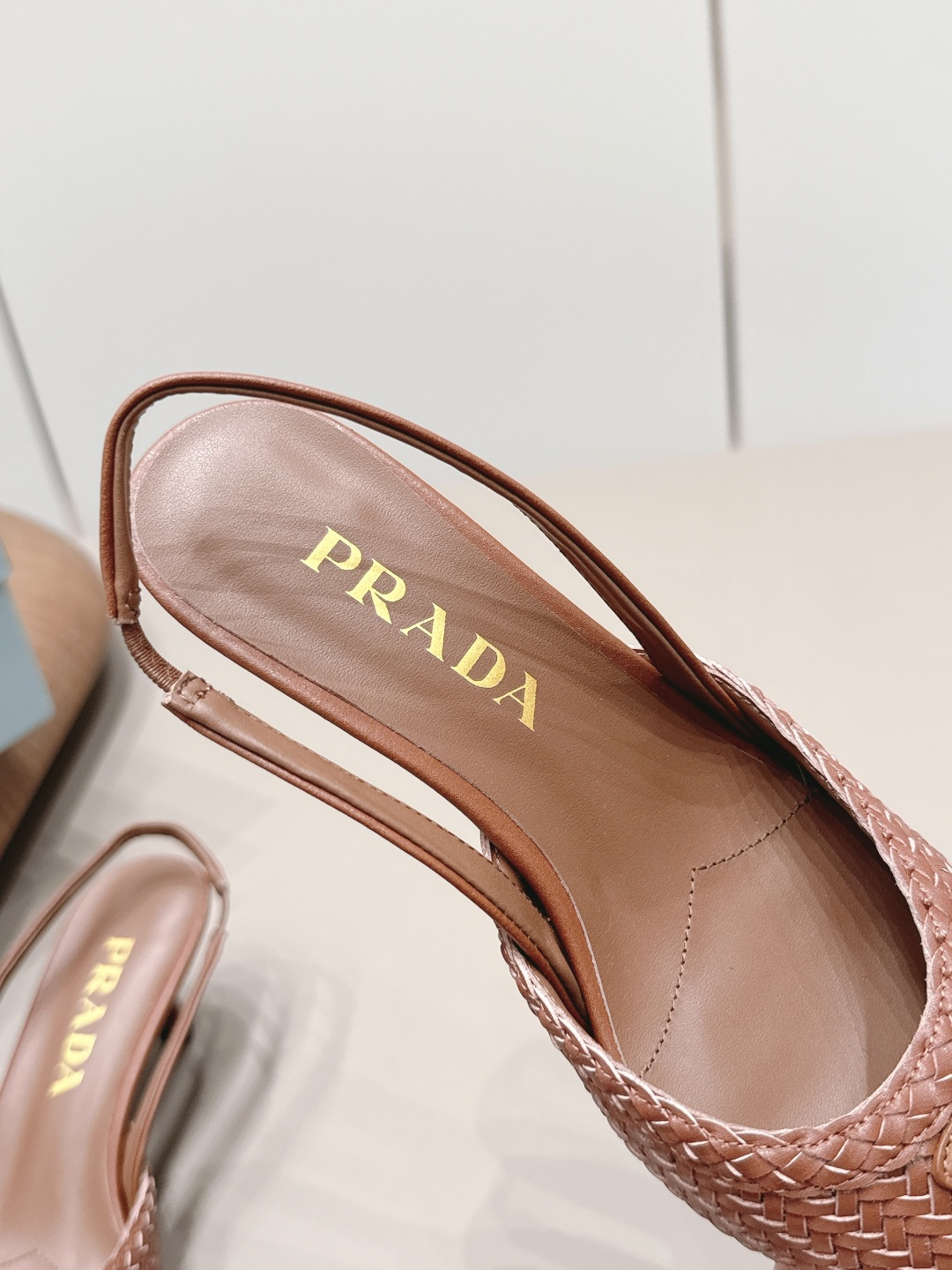 Prada T " ",Prada ,,,shoes,,,,,,,,,,Prada 7