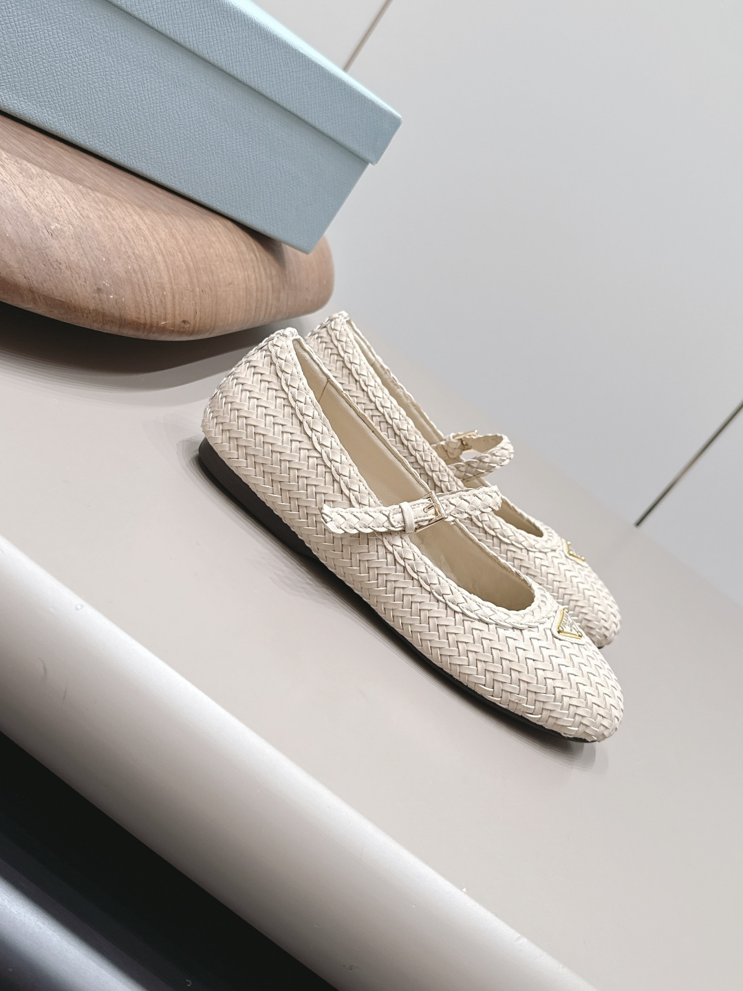 Prada T " ",Prada ,,,shoes,,,,,,,,,,Prada 3
