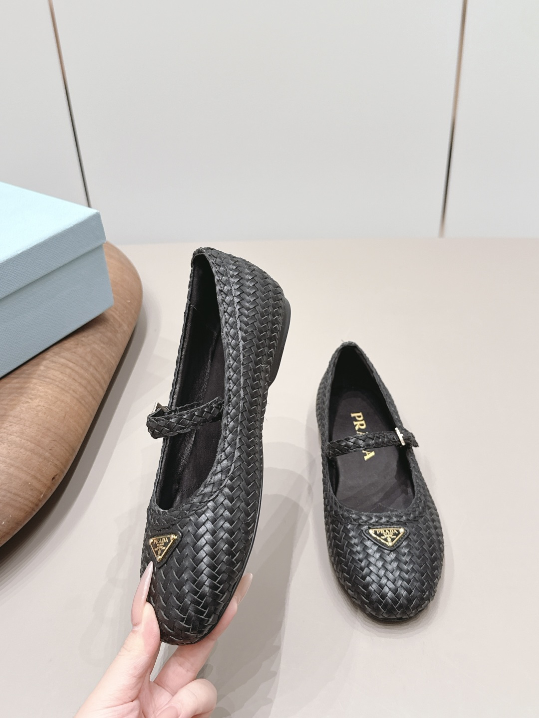 Prada T " ",Prada ,,,shoes,,,,,,,,,,Prada 4
