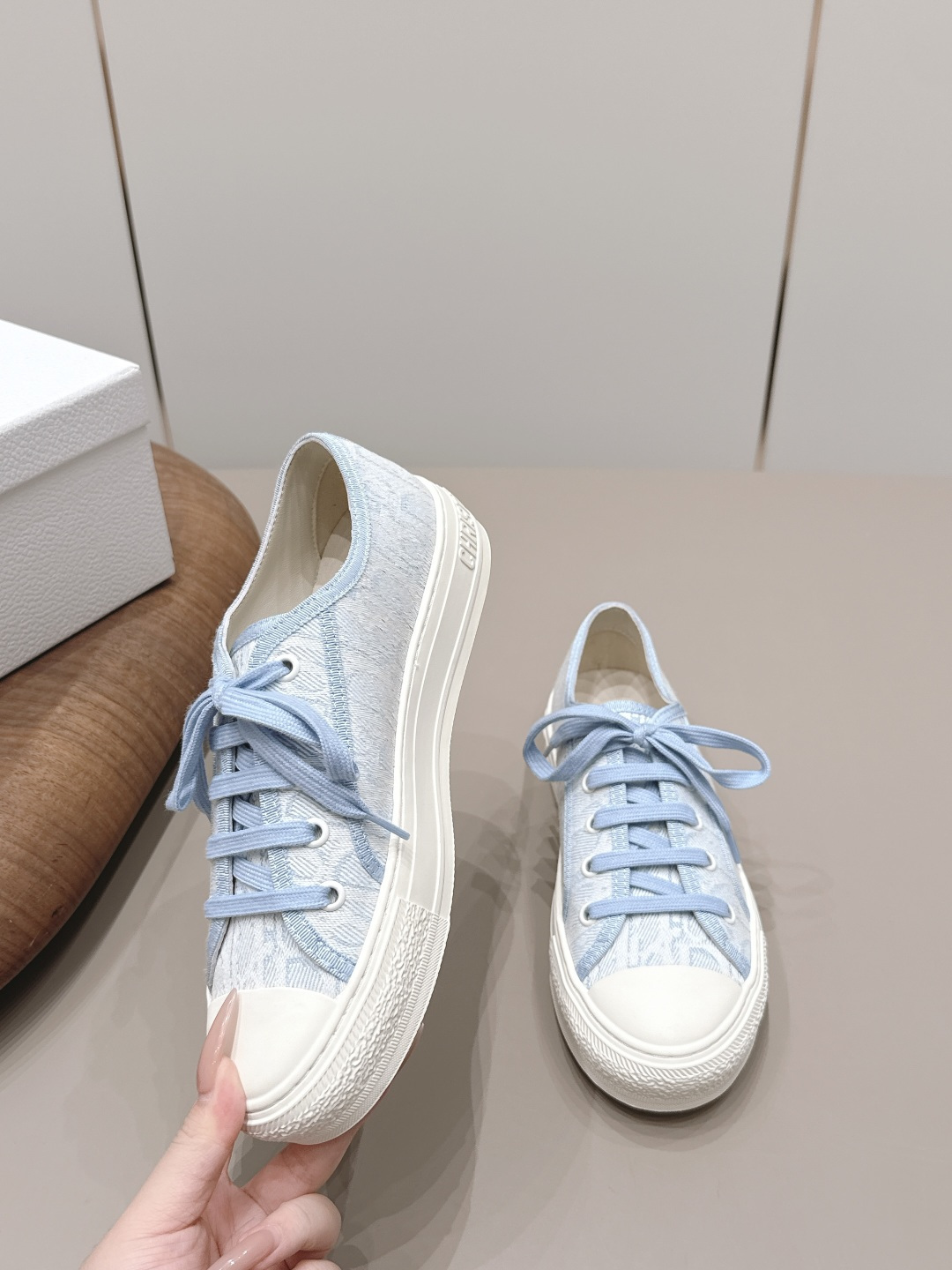 马吉拉 Maison Margiela 高级成衣风衣外套及大衣服饰 #9A60BFC5 4