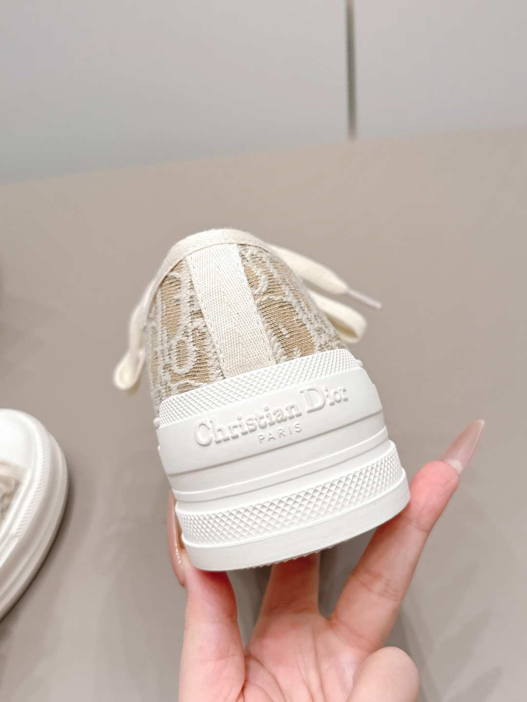 马吉拉 Maison Margiela 高级成衣风衣外套及大衣服饰 #250AF680 9