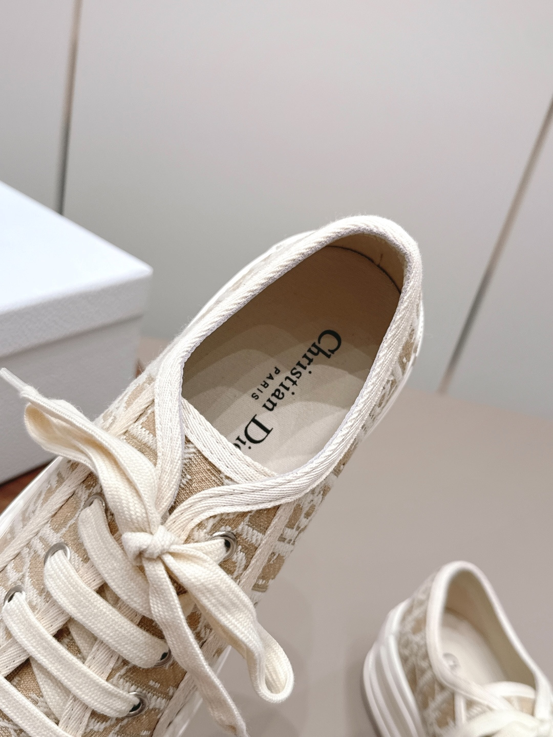 马吉拉 Maison Margiela 高级成衣风衣外套及大衣服饰 #250AF680 7
