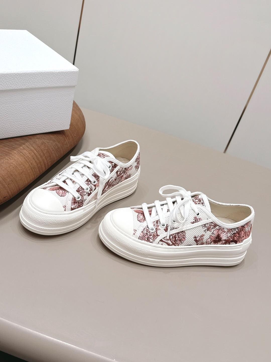 马吉拉 Maison Margiela 高级成衣风衣外套及大衣服饰 #789B7371 2