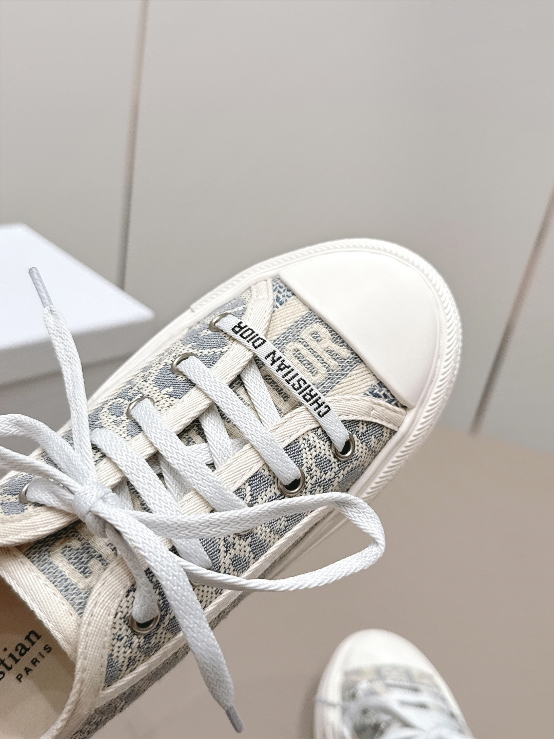 马吉拉 Maison Margiela 高级成衣风衣外套及大衣服饰 #241E2887 6