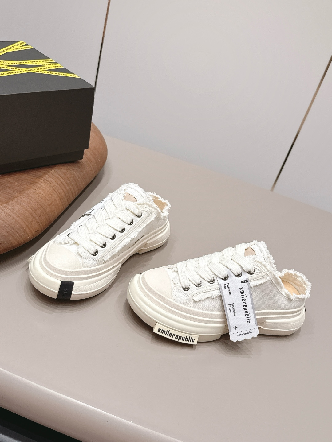Chanel Classic Luxury Leather Shoe Loafer Ref 2