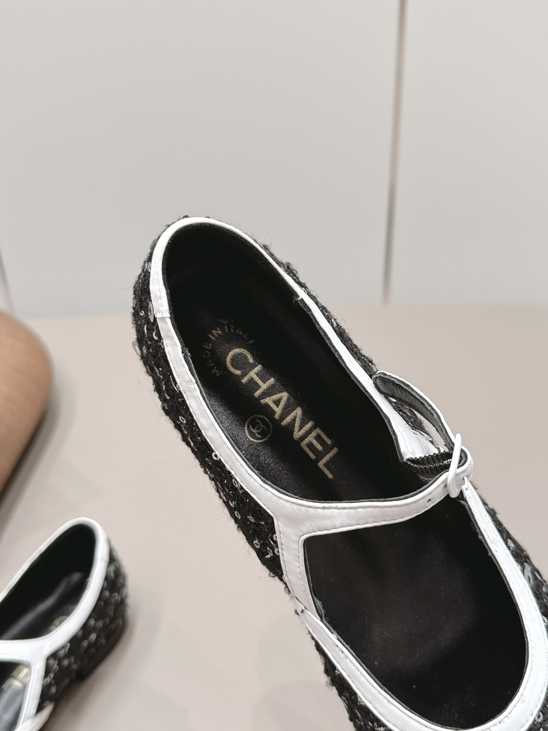 Chanel Classic Luxury Leather Shoe Loafer Ref 7