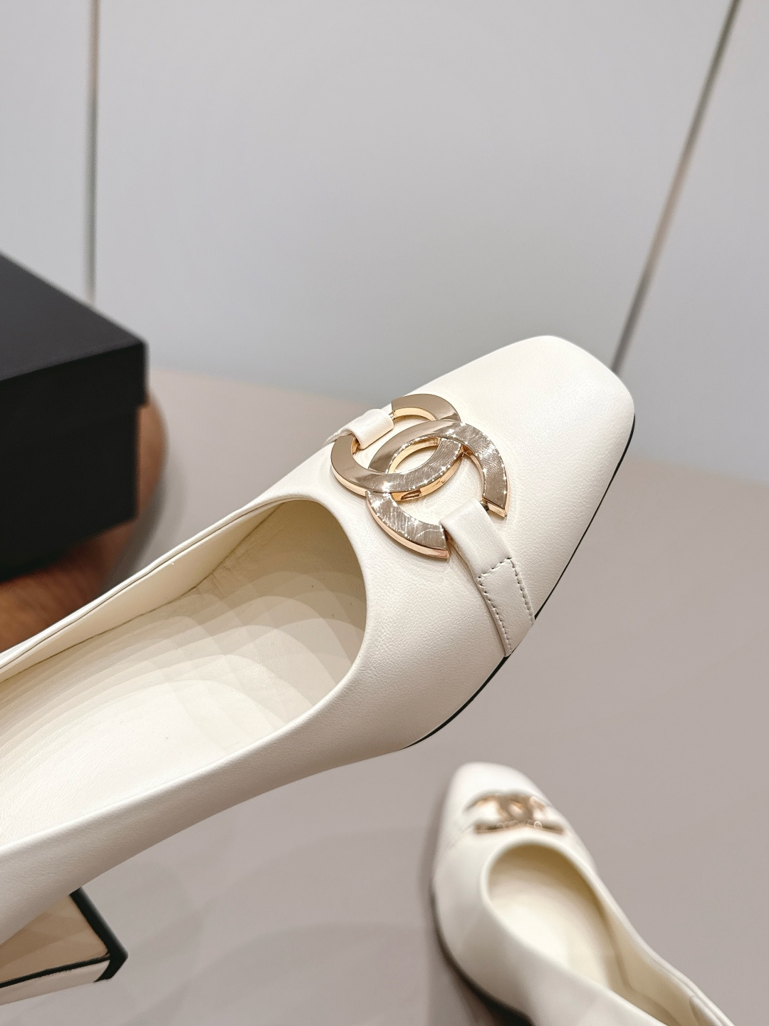Chanel Classic Luxury Leather Shoe Loafer Ref.376716BC 6