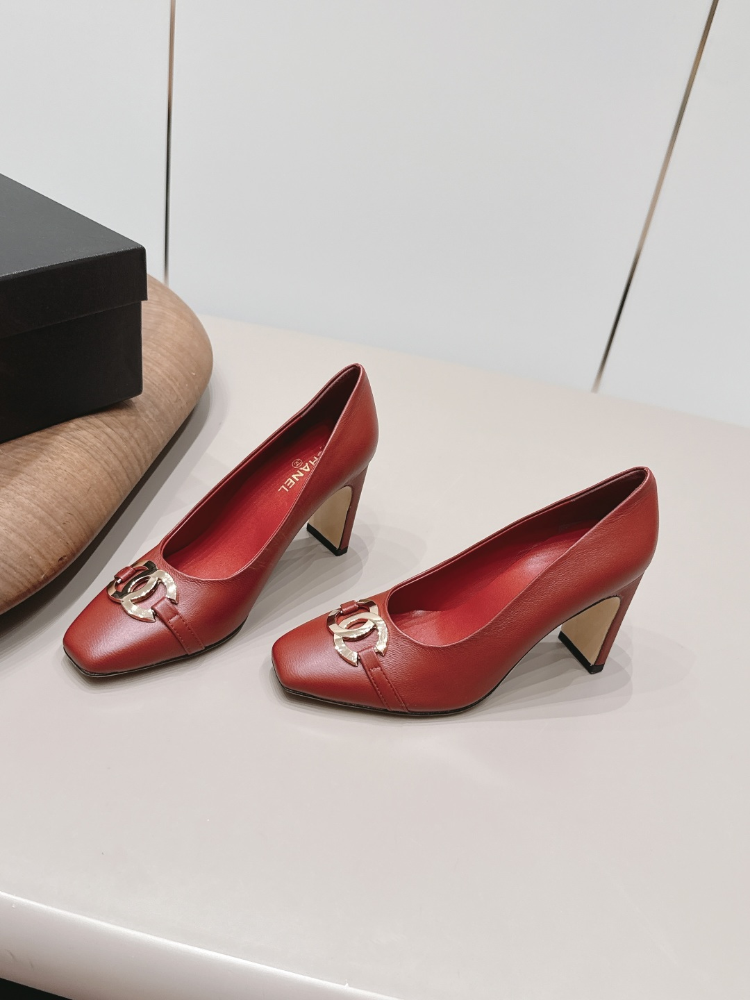 Chanel Classic Luxury Leather Shoe Loafer Ref.6A176CE7 2