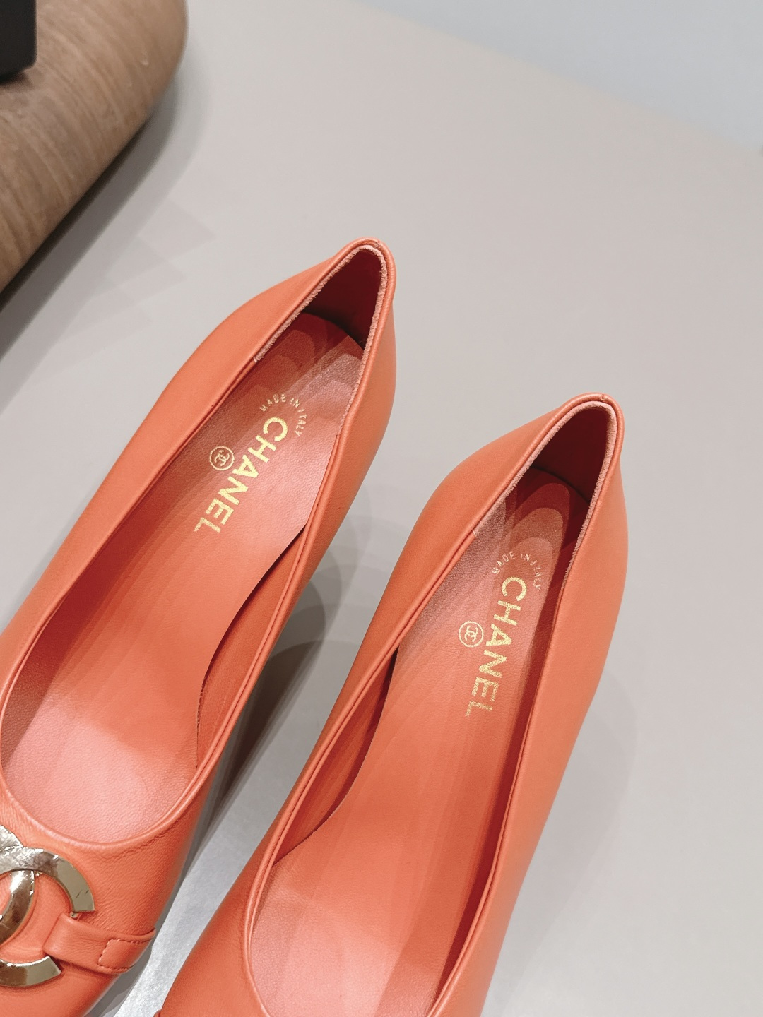 Chanel Classic Luxury Leather Shoe Loafer Ref.0E955CE7 7