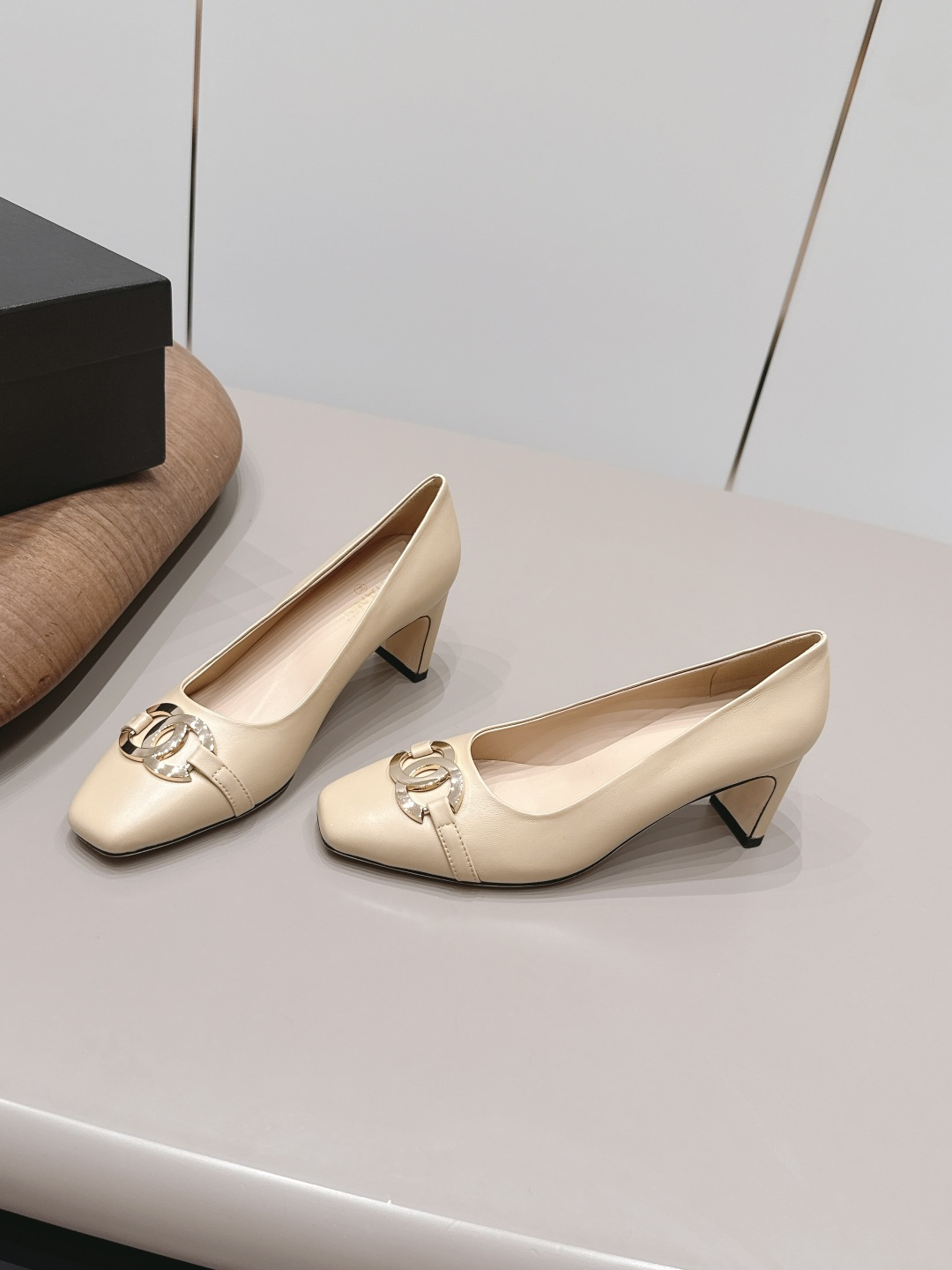 Chanel Classic Luxury Leather Shoe Loafer Ref.15C78DE4 2