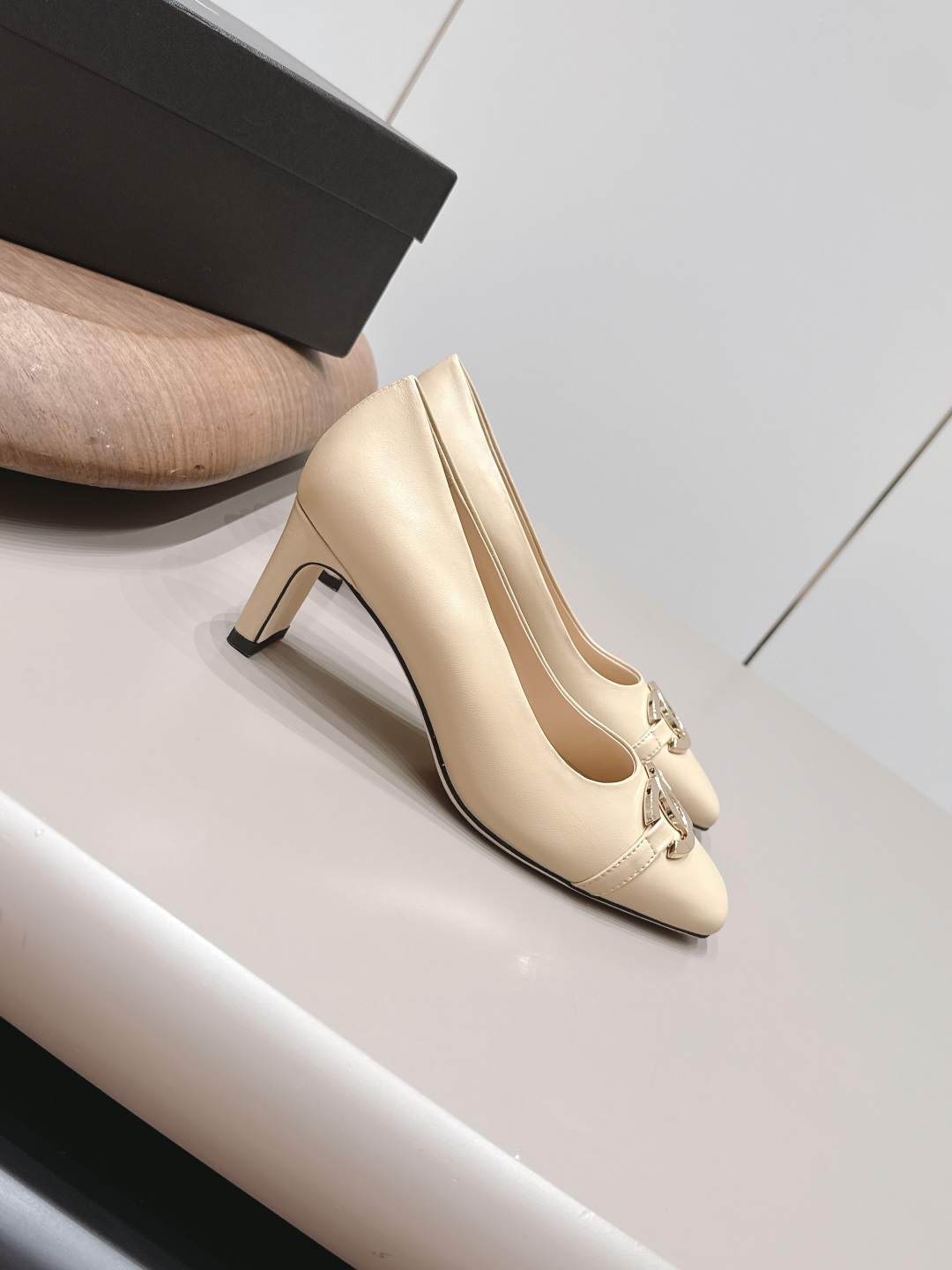 Chanel Classic Luxury Leather Shoe Loafer Ref.15C78DE4 3