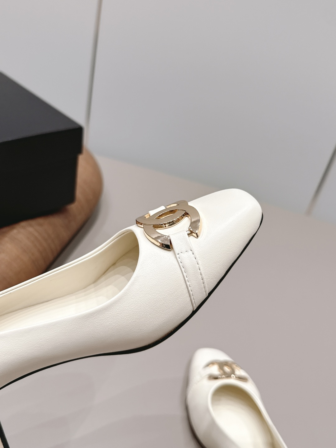 Chanel Classic Luxury Leather Shoe Loafer Ref.86752704 6