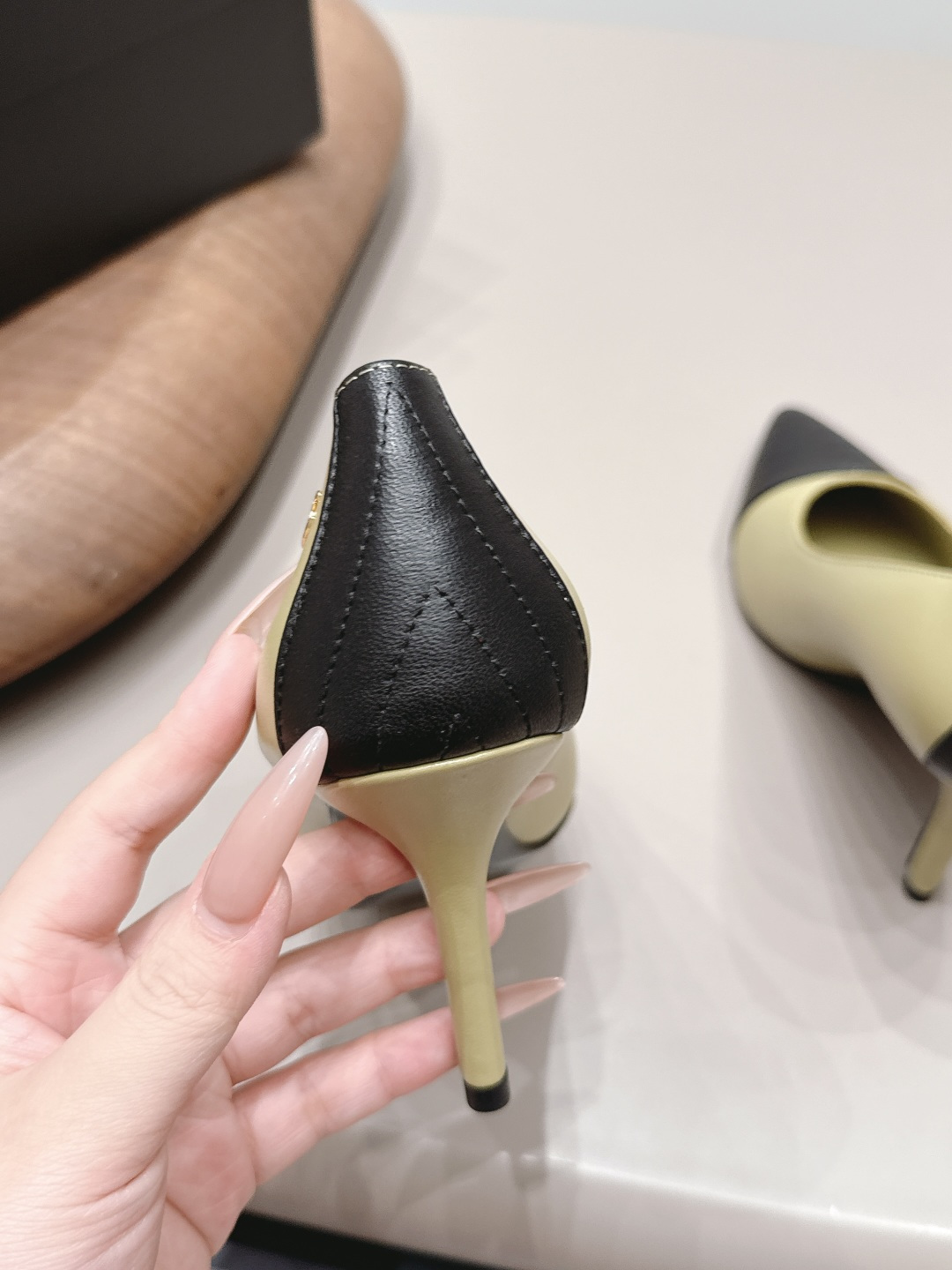 Chanel Classic Luxury Leather Shoe Loafer Ref.805148F8 9