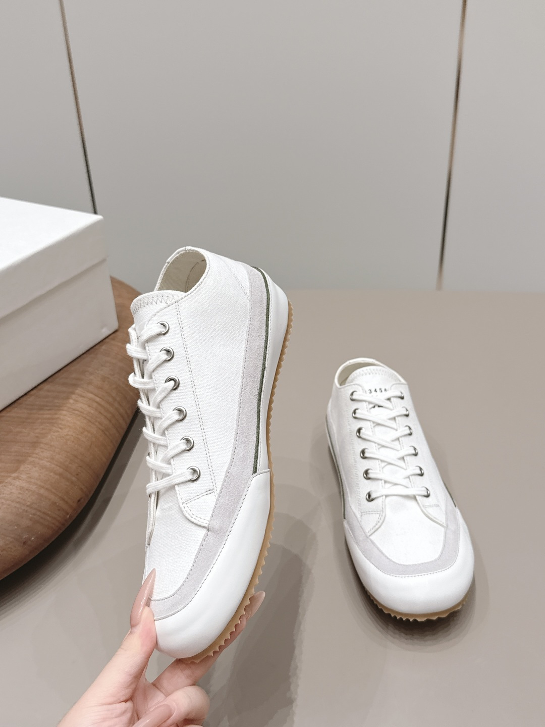 Maison Margiela Classic Luxury Leather Shoe Loafer Ref 4