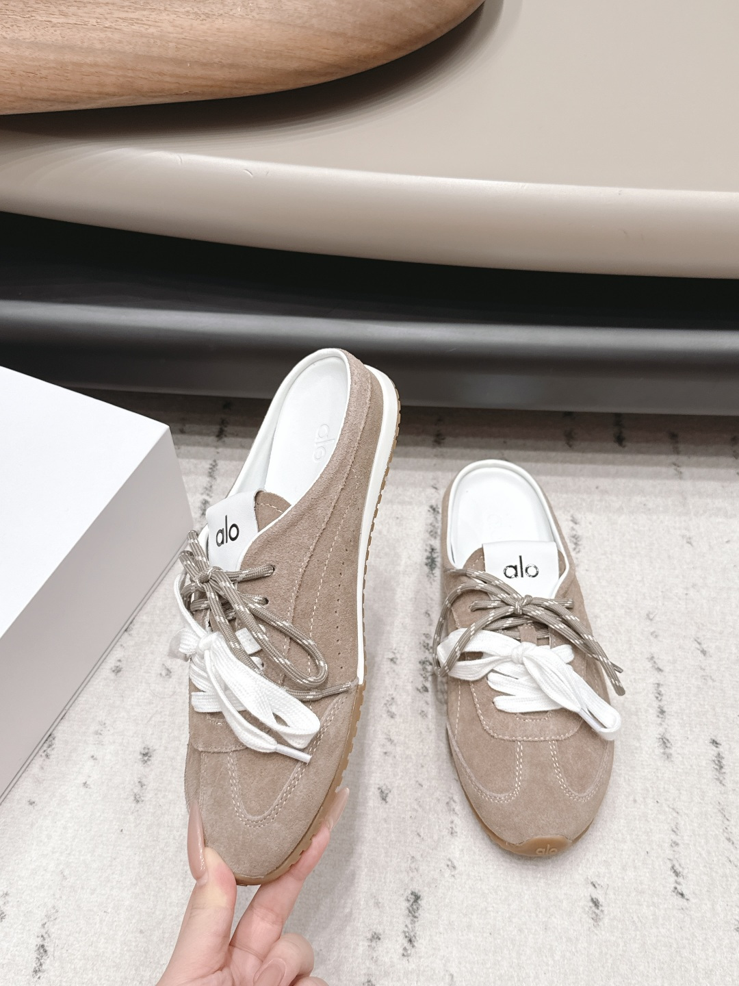 Alaïa Classic Luxury Leather Shoe Loafer Ref.377351F9 4
