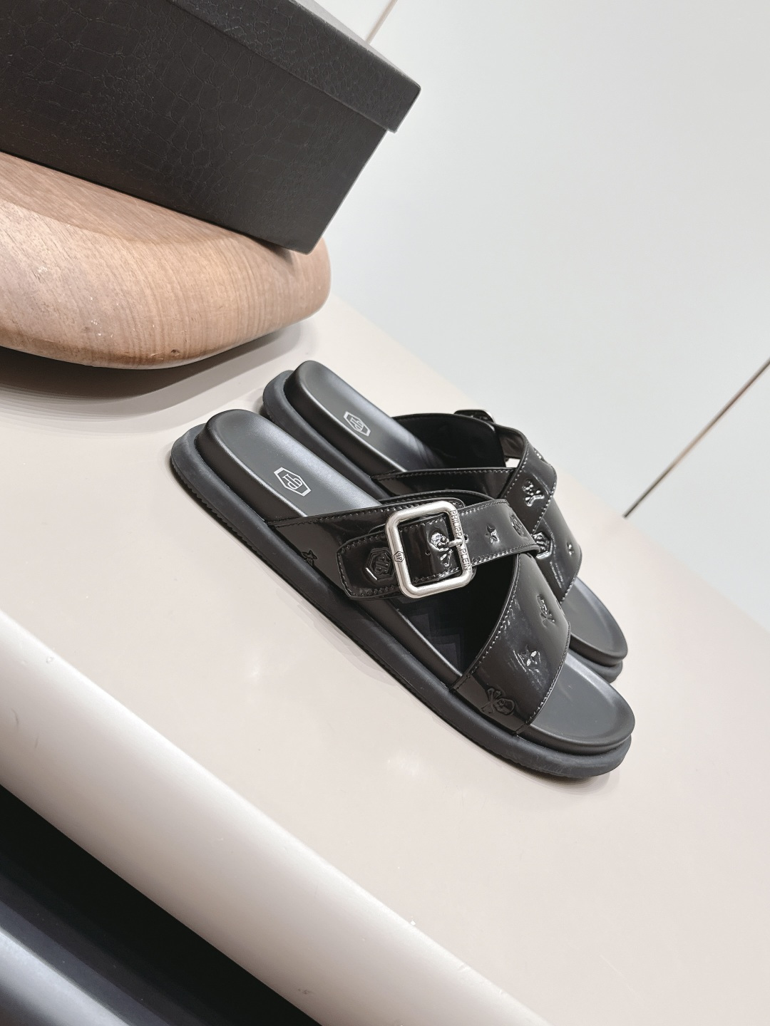 Gianvito Rossi Classic Luxury Leather Shoe Loafer Ref.2716E0D2 3