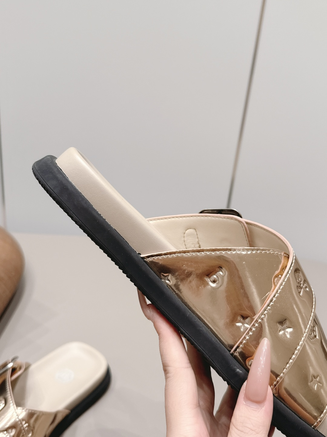 Jimmy Choo Classic Luxury Leather Shoe Loafer Ref 8