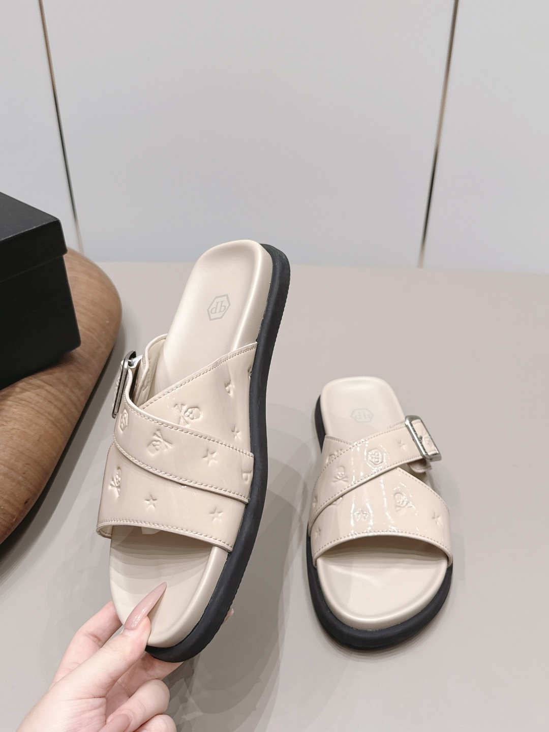 Tod's Classic Luxury Leather Shoe Loafer Ref 4