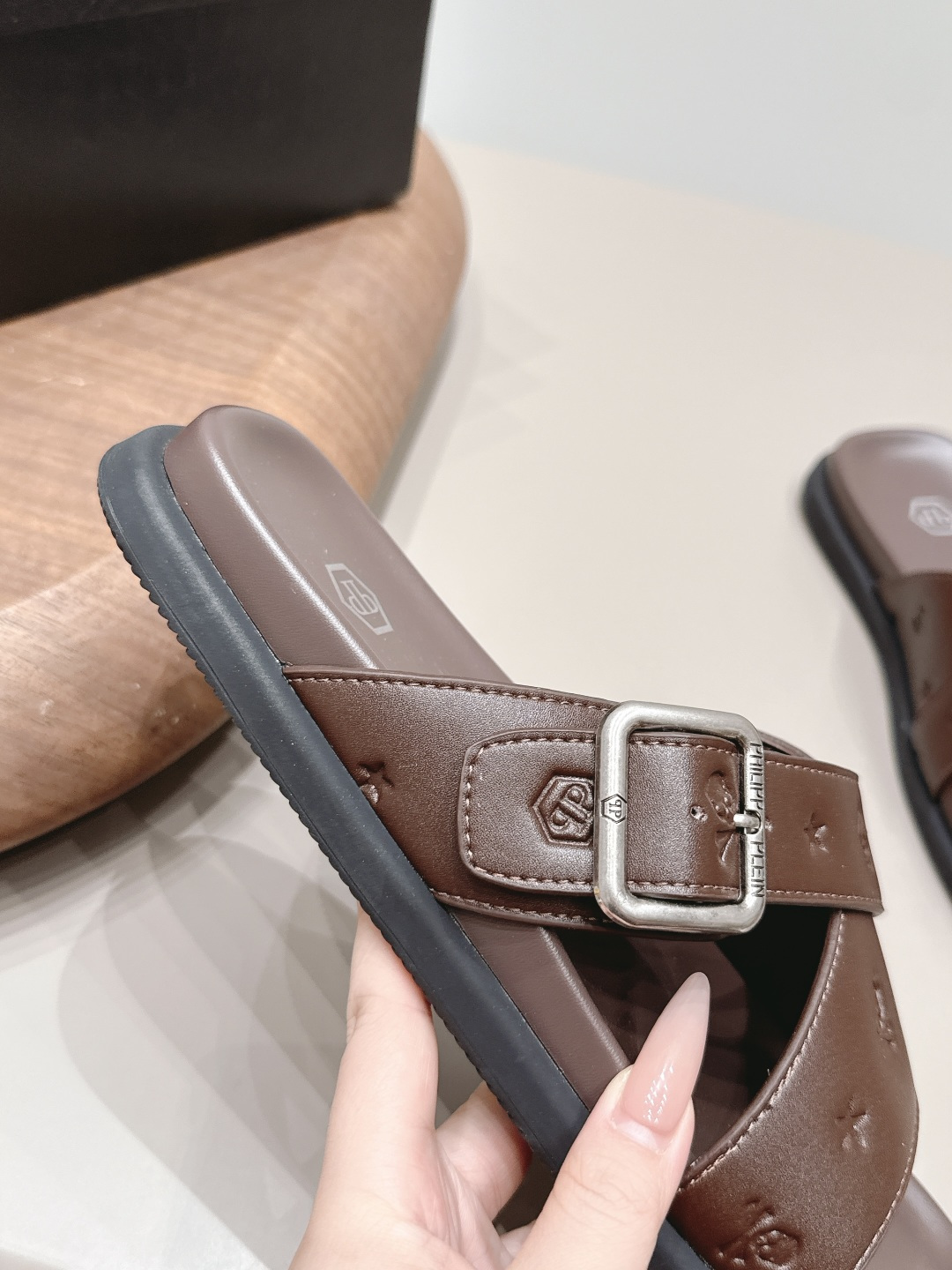 Roger Vivier Classic Luxury Leather Shoe Loafer Ref.5A7656F0 8