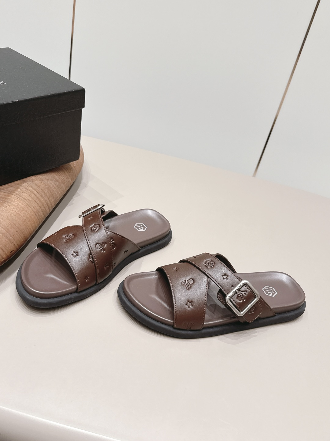 Roger Vivier Classic Luxury Leather Shoe Loafer Ref.5A7656F0 2