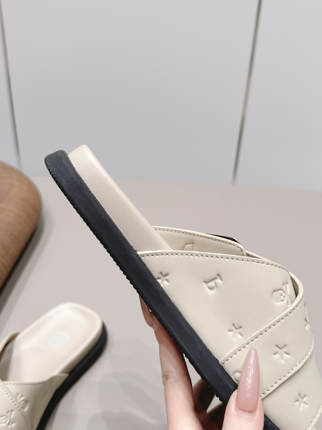 路铂廷 Christian Louboutin 经典高奢皮鞋鞋履高跟鞋 #25C195A6 8