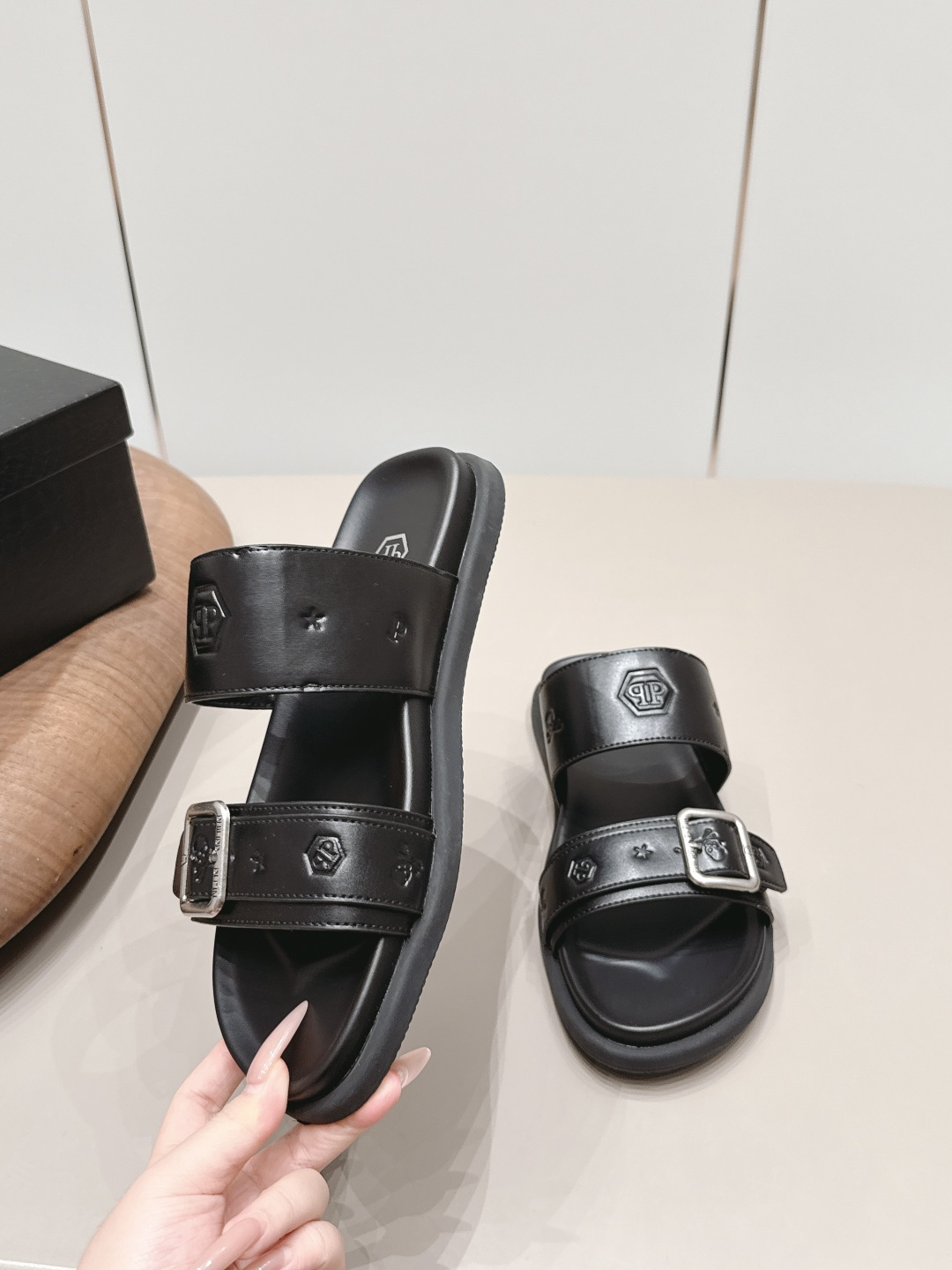 Chanel Classic Luxury Leather Shoe Loafer Ref.0850F026 4